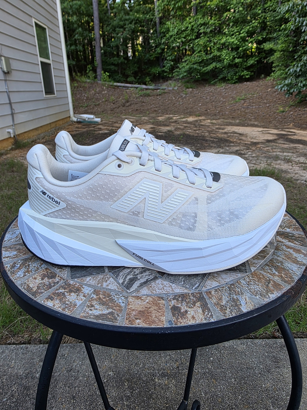 New Balance FuelCell Rebel V5 WFCX7ZF Angora Running Shoes Sz W7/M5.5 B Worn 5x